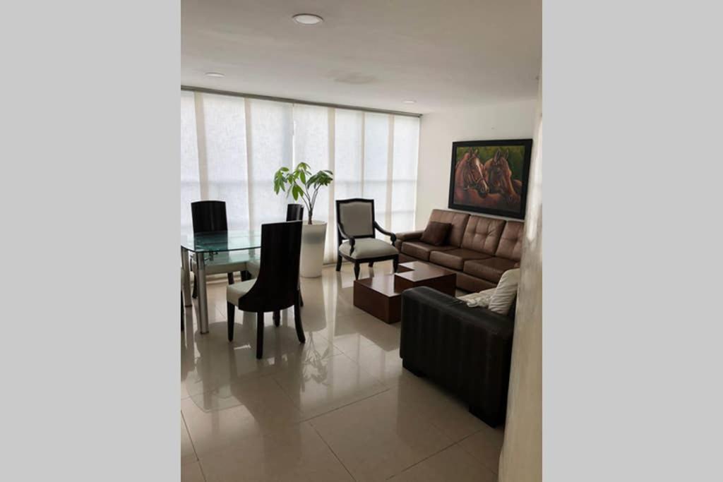 Apartamento amoblado con Excelente ubicación Pereira Exterior foto